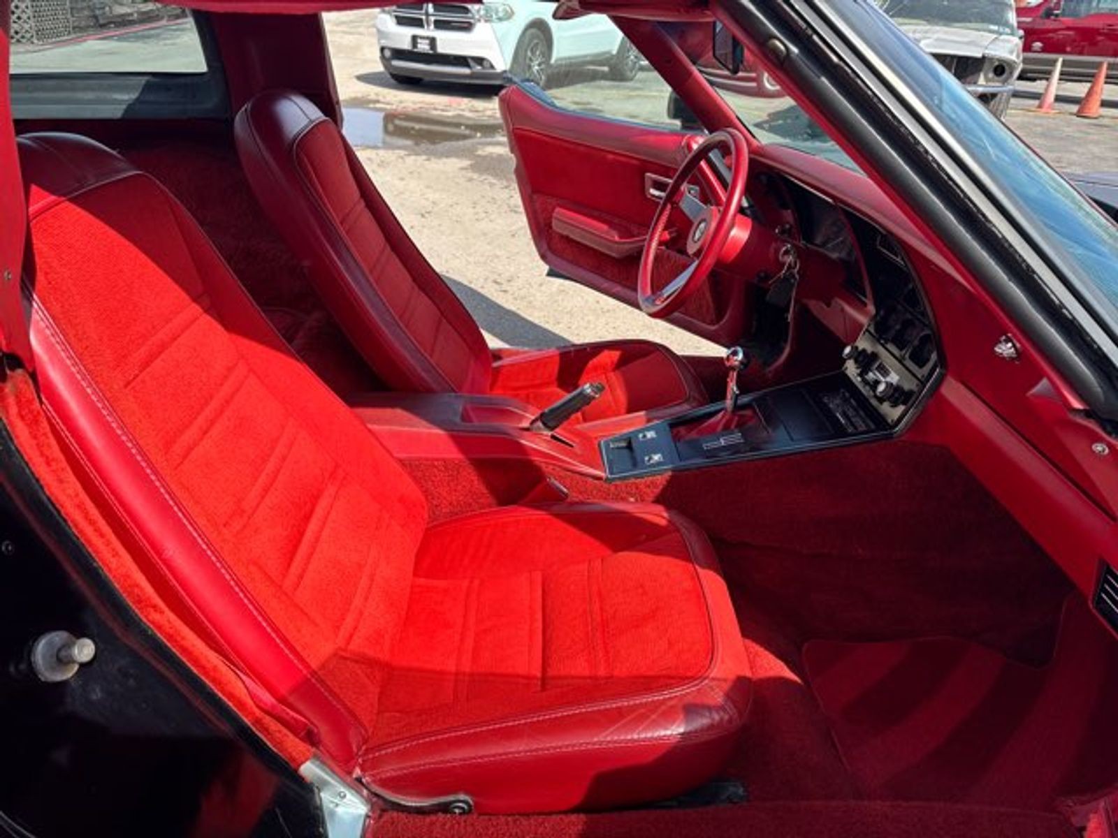 Chevrolet-Corvette-1978-7