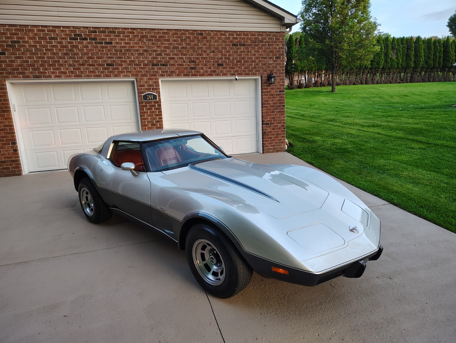 Chevrolet-Corvette-1978-Coupe-1