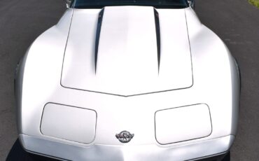 Chevrolet-Corvette-1978-Coupe-1