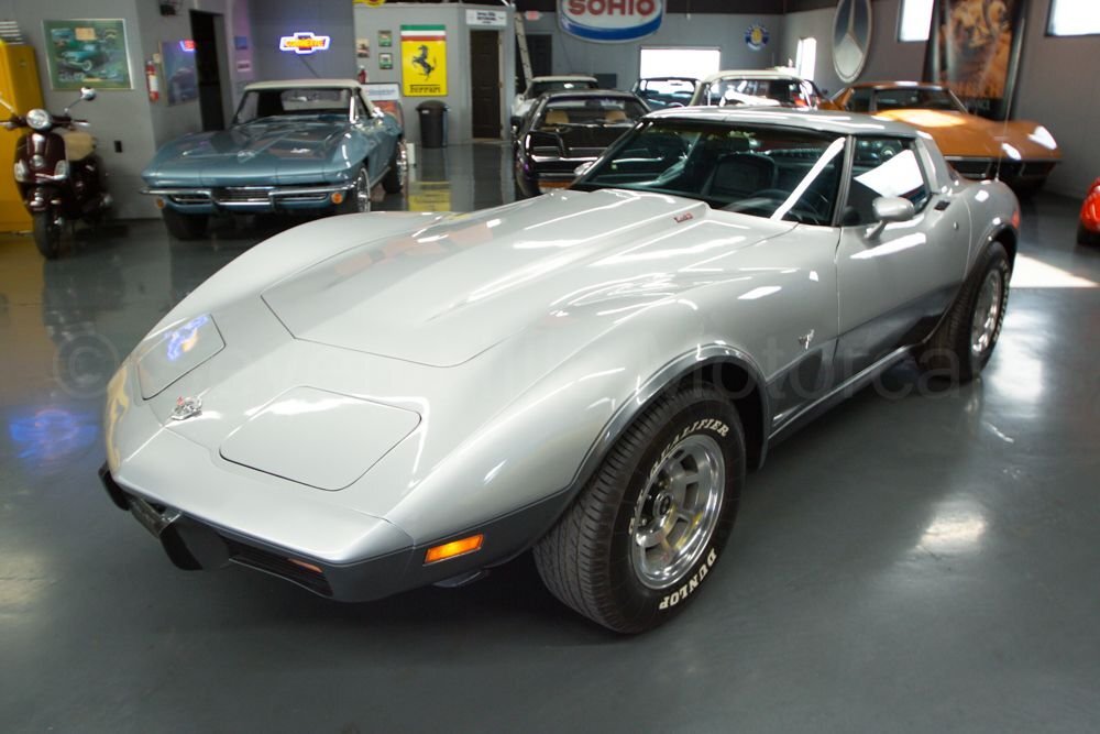 Chevrolet-Corvette-1978-Coupe-1