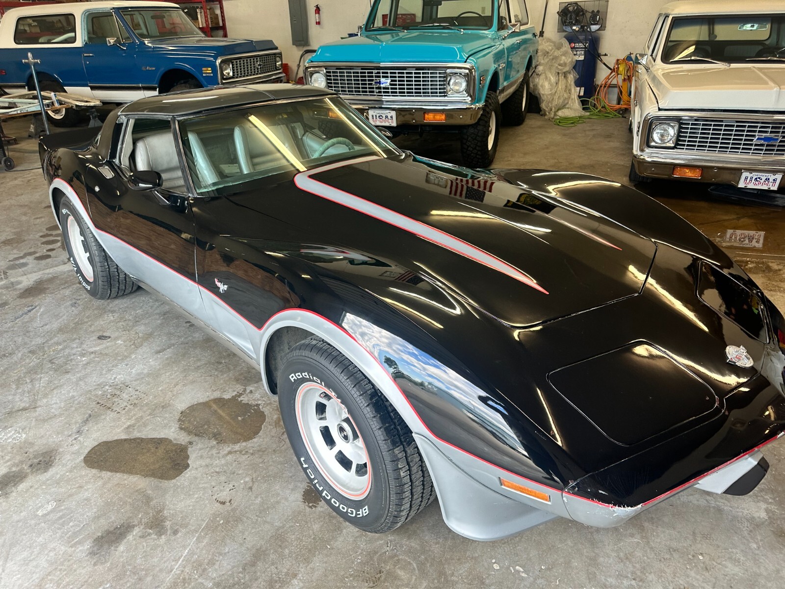 Chevrolet-Corvette-1978-Coupe-1
