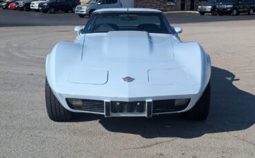 Chevrolet-Corvette-1978-Coupe-11