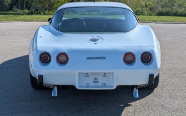 Chevrolet-Corvette-1978-Coupe-14
