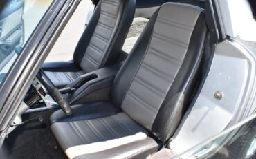 Chevrolet-Corvette-1978-Coupe-18