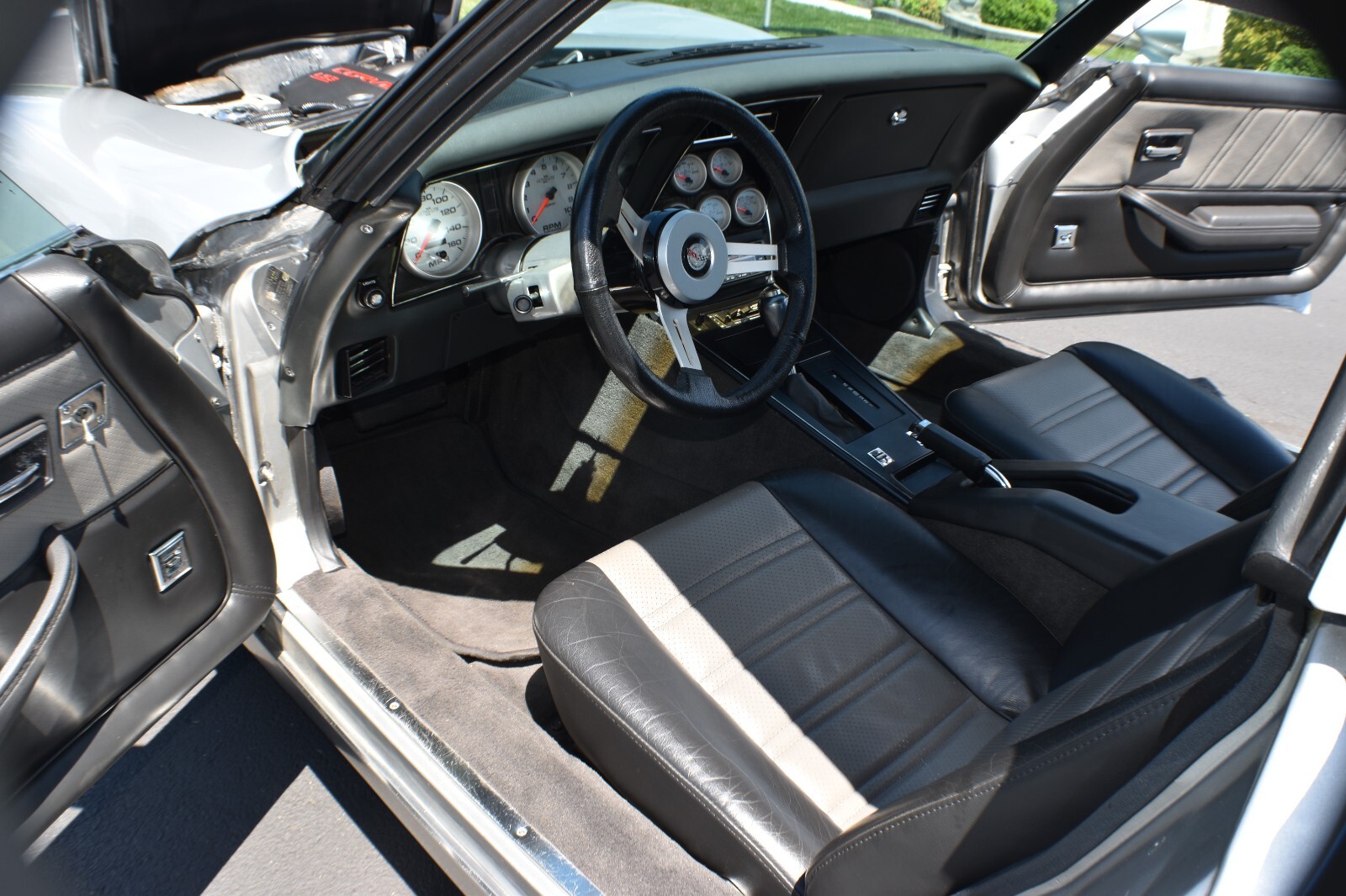 Chevrolet-Corvette-1978-Coupe-19