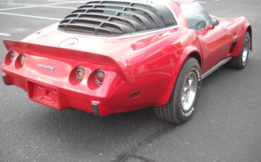 Chevrolet-Corvette-1978-Coupe-3