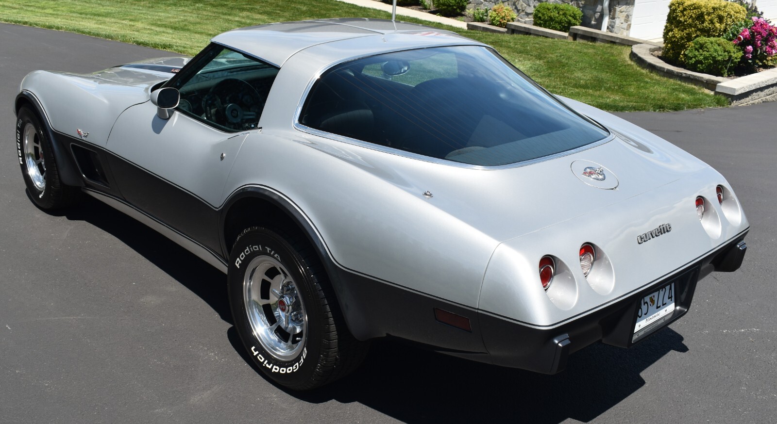Chevrolet-Corvette-1978-Coupe-4