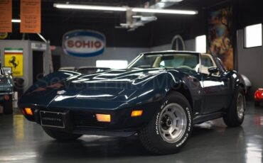 Chevrolet-Corvette-1978-Coupe