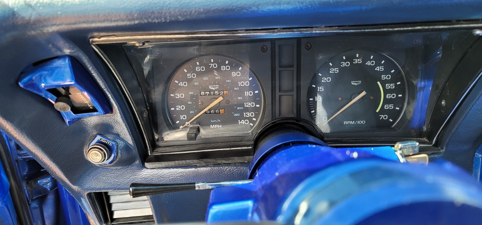 Chevrolet-Corvette-1978-Coupe-5