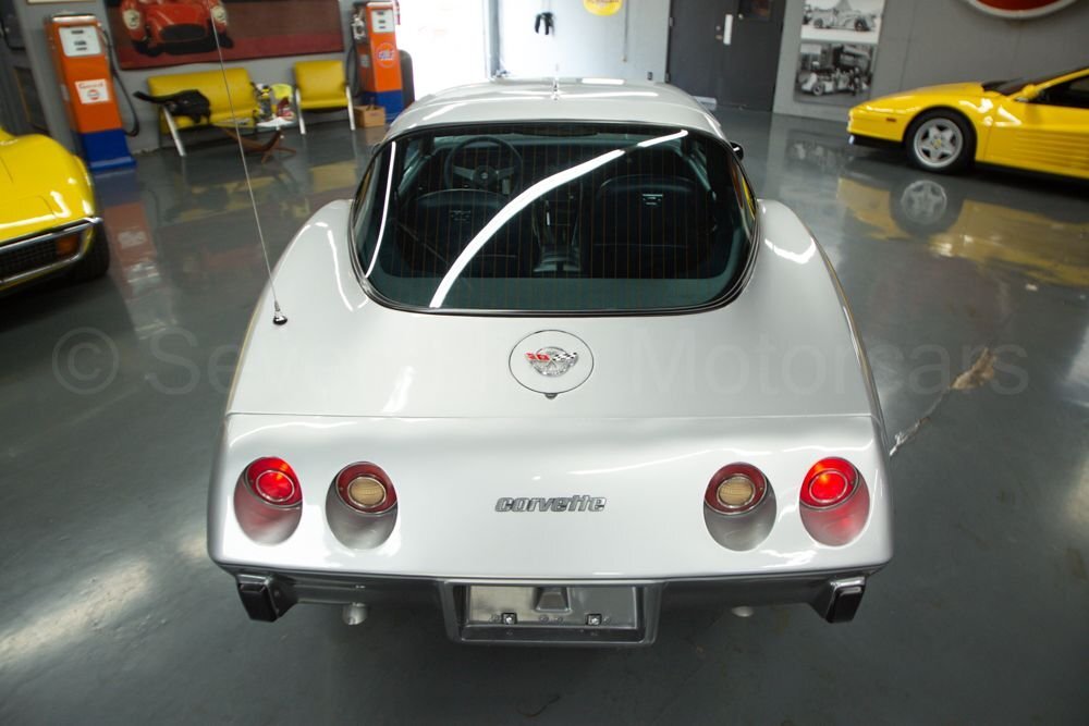 Chevrolet-Corvette-1978-Coupe-6