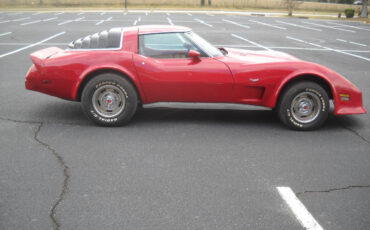 Chevrolet-Corvette-1978-Coupe-6