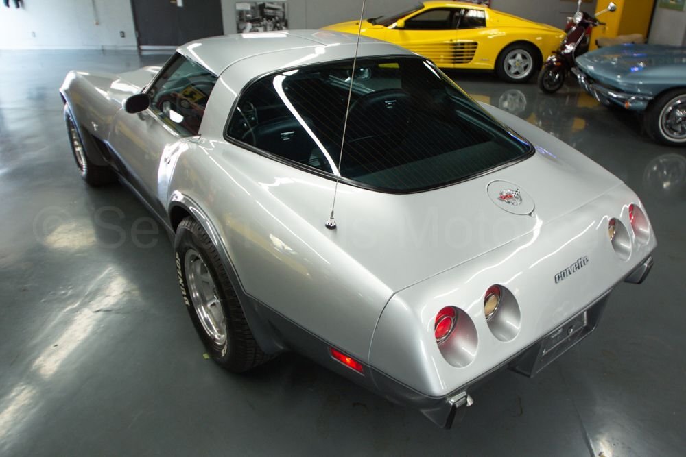 Chevrolet-Corvette-1978-Coupe-8