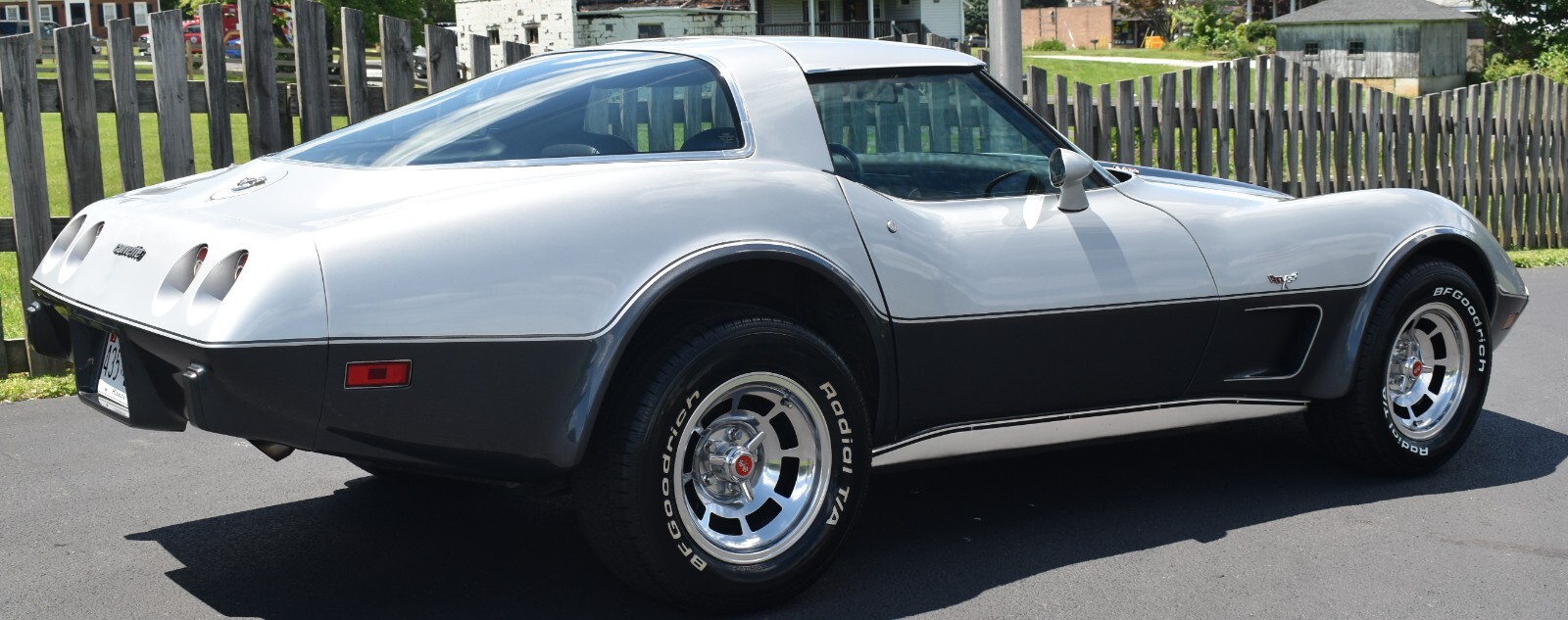 Chevrolet-Corvette-1978-Coupe-9