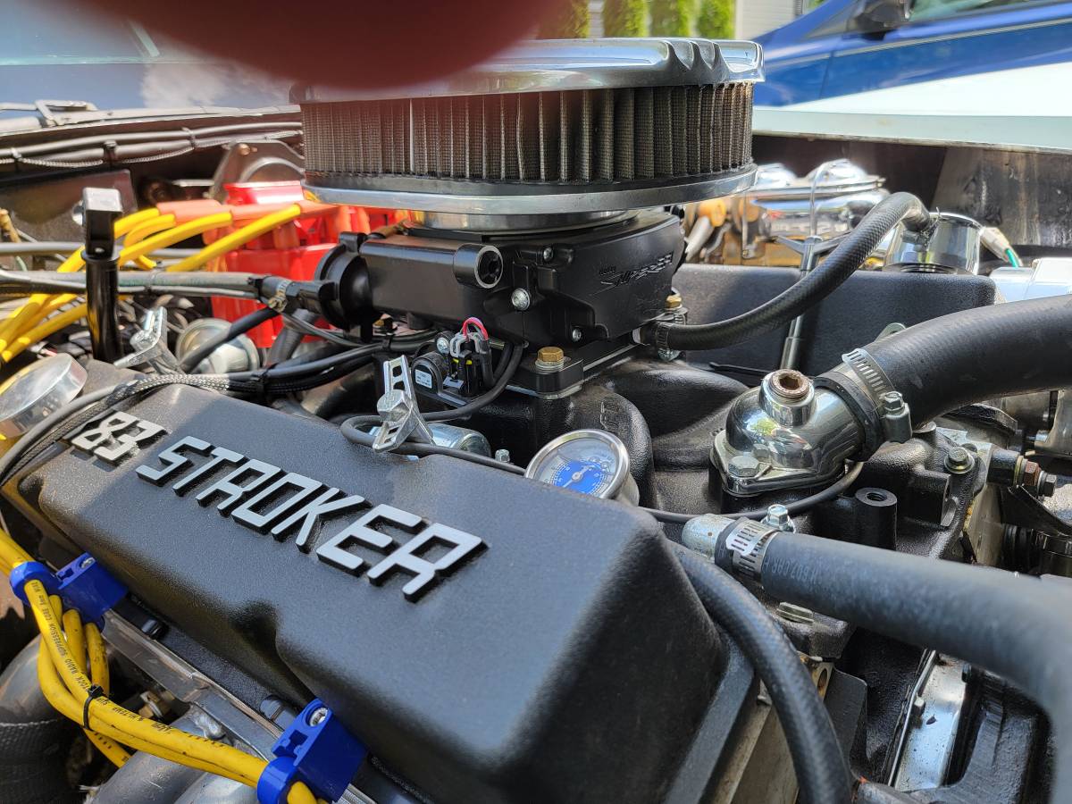 Chevrolet-Corvette-1978-blue-3