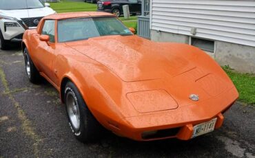 Chevrolet-Corvette-1978-orange