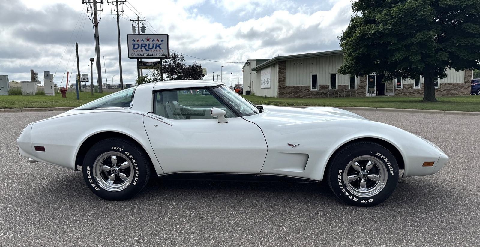 Chevrolet-Corvette-1979-1