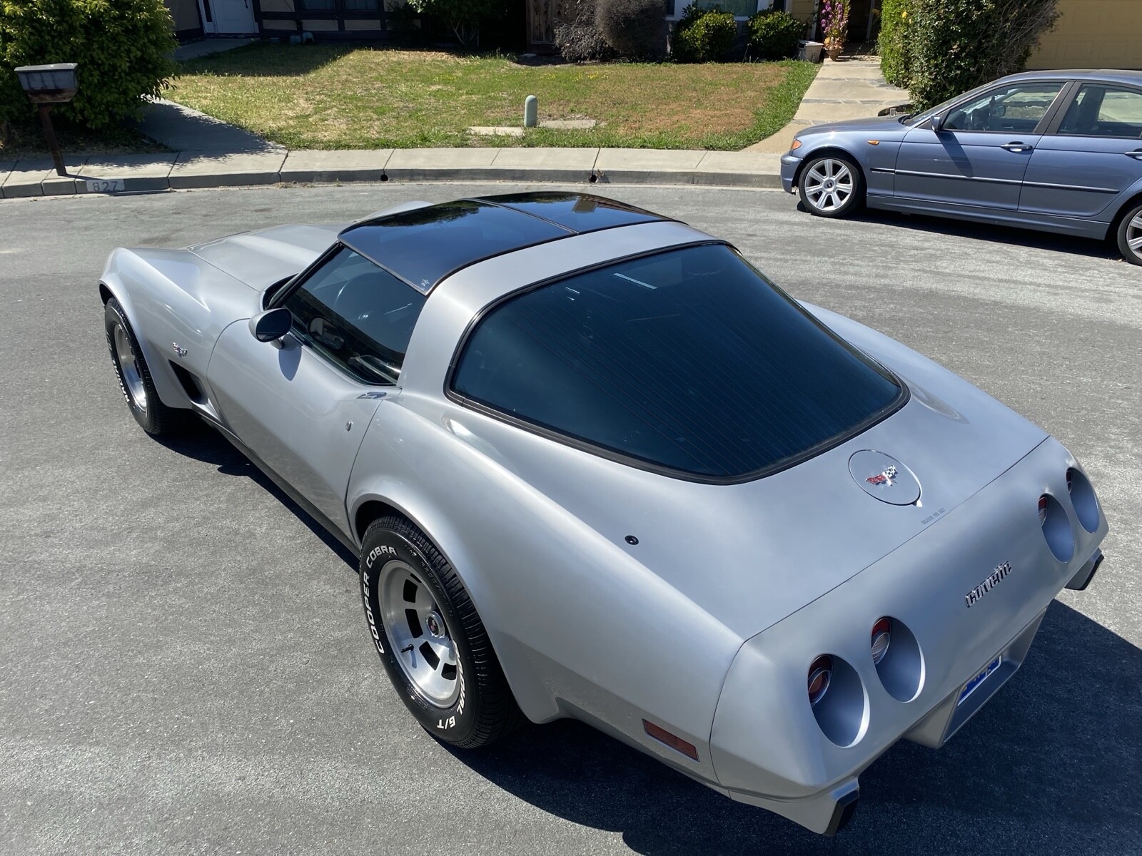 Chevrolet-Corvette-1979-11