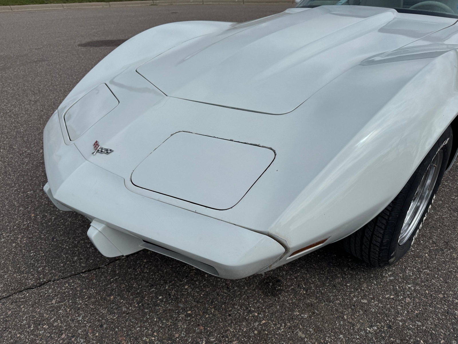 Chevrolet-Corvette-1979-12