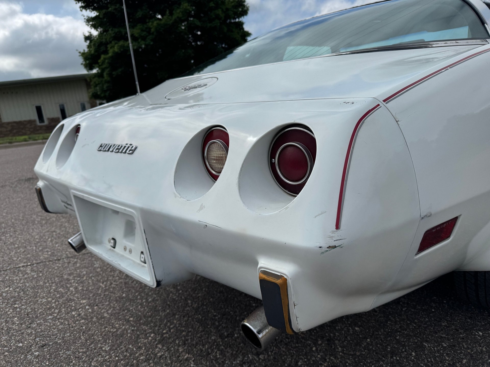 Chevrolet-Corvette-1979-25