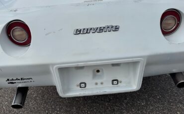 Chevrolet-Corvette-1979-34