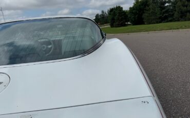 Chevrolet-Corvette-1979-36