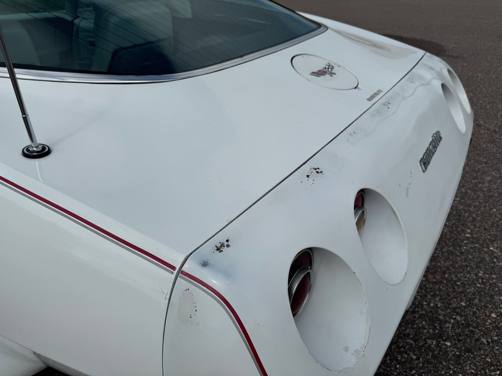Chevrolet-Corvette-1979-38