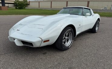 Chevrolet-Corvette-1979-7