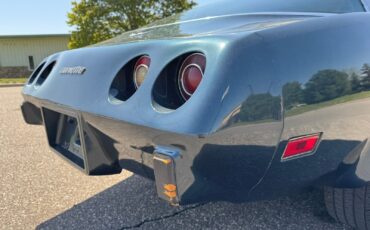 Chevrolet-Corvette-1979-Coupe-24