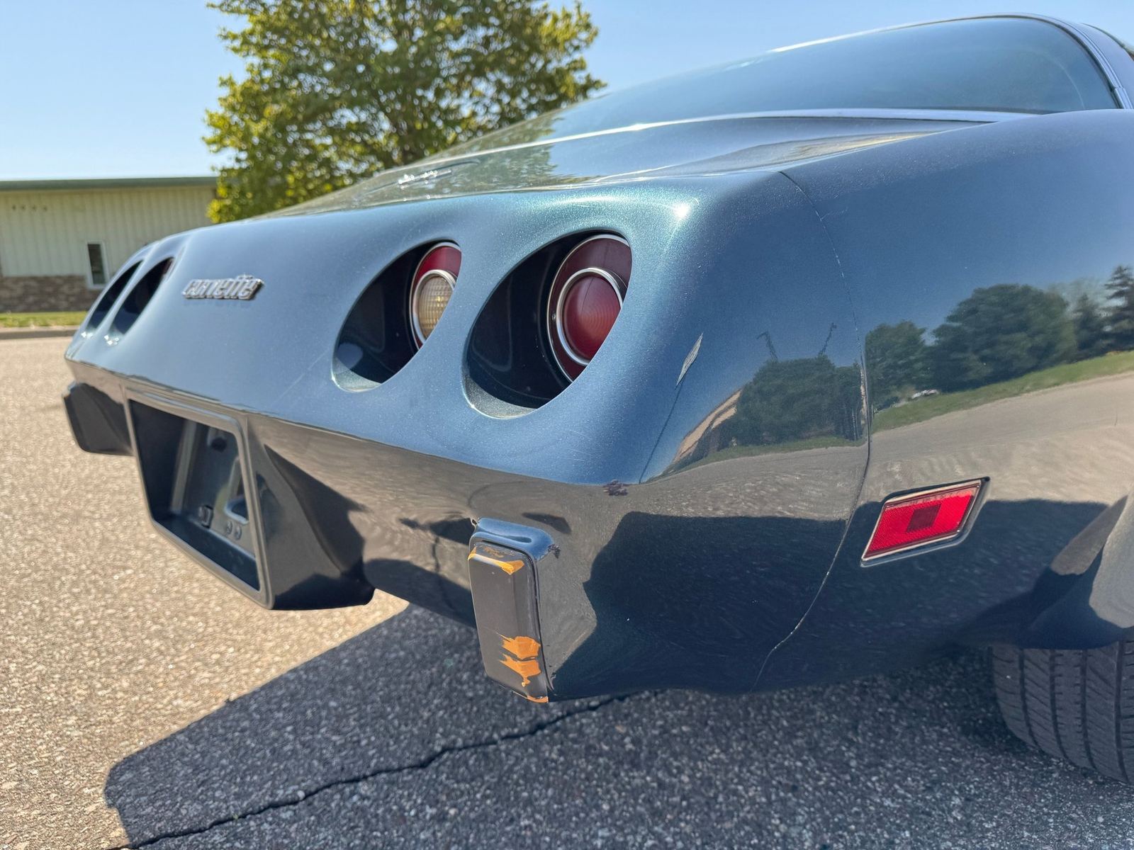 Chevrolet-Corvette-1979-Coupe-24