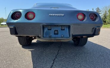 Chevrolet-Corvette-1979-Coupe-31