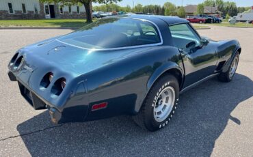 Chevrolet-Corvette-1979-Coupe-4