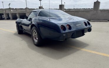 Chevrolet-Corvette-1979-Coupe-5