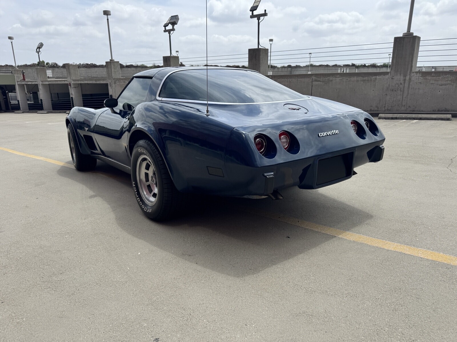 Chevrolet-Corvette-1979-Coupe-5