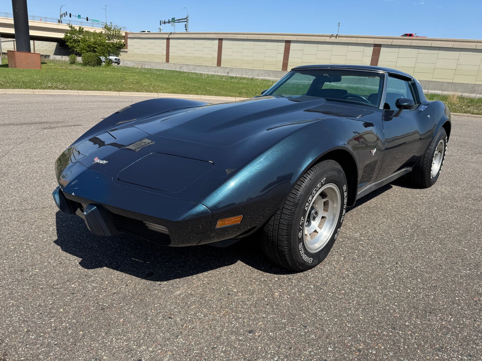 Chevrolet-Corvette-1979-Coupe-8