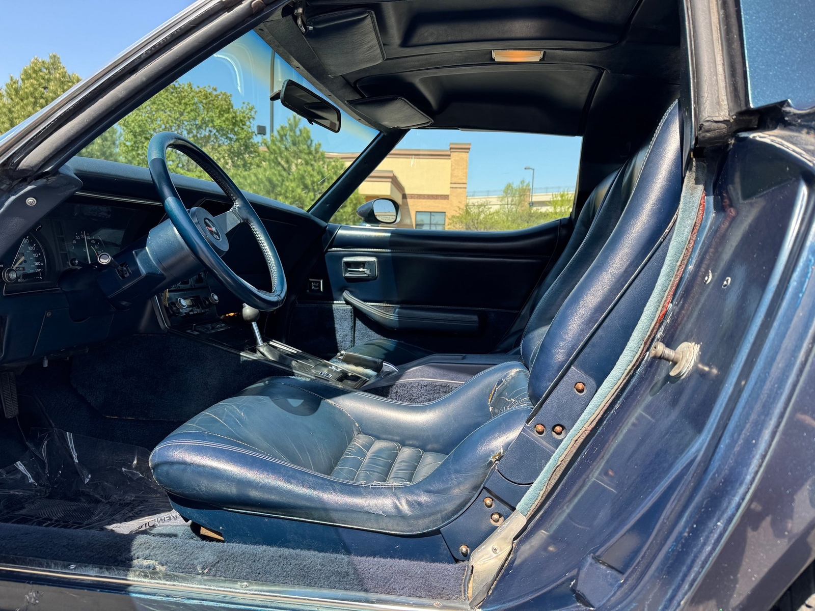 Chevrolet-Corvette-1979-Coupe-9
