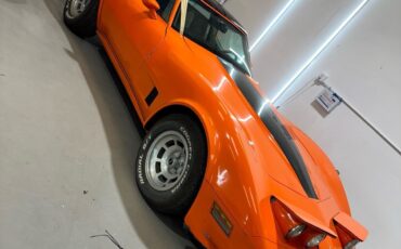 Chevrolet-Corvette-1980-Coupe-1