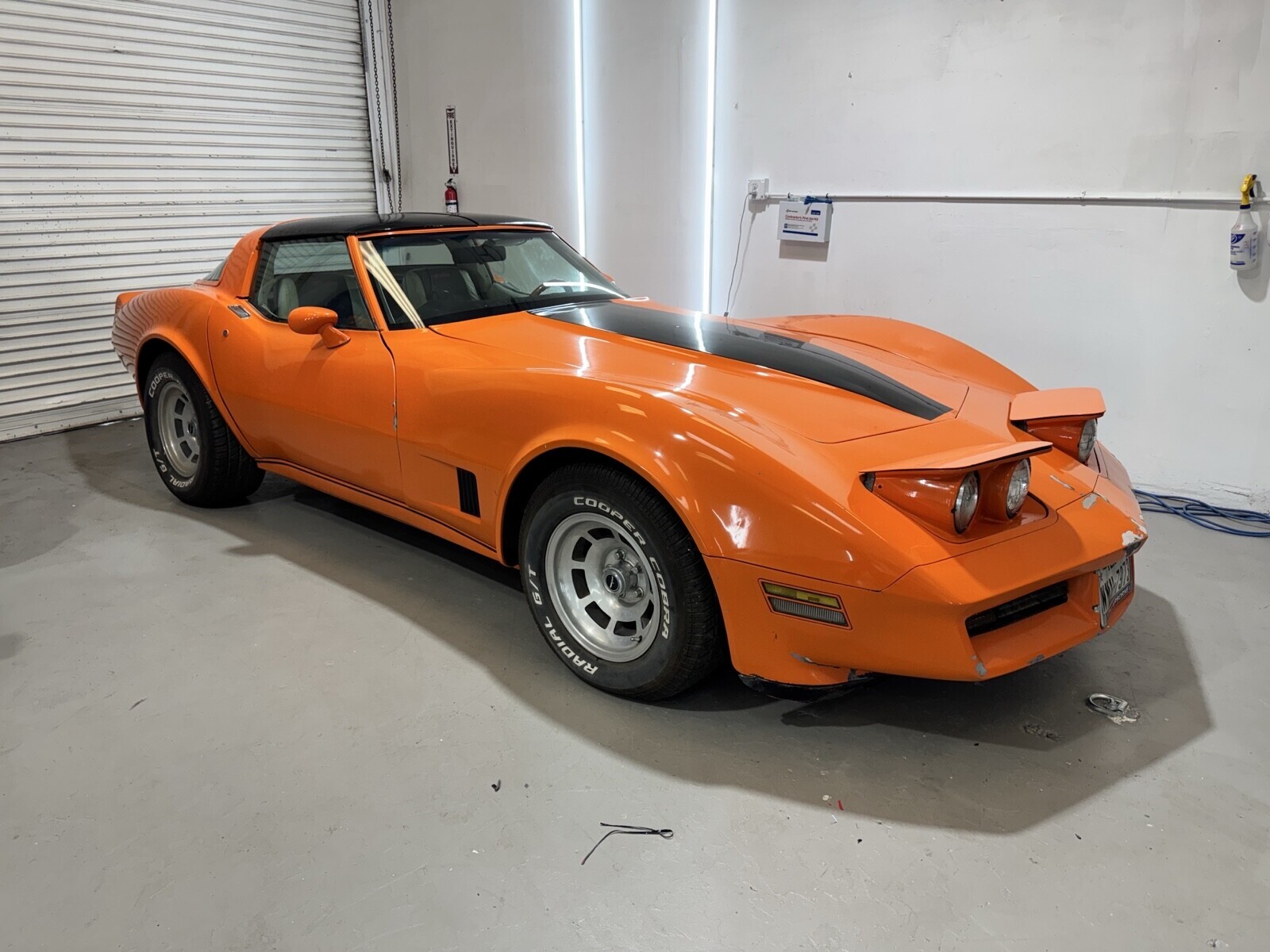 Chevrolet-Corvette-1980-Coupe