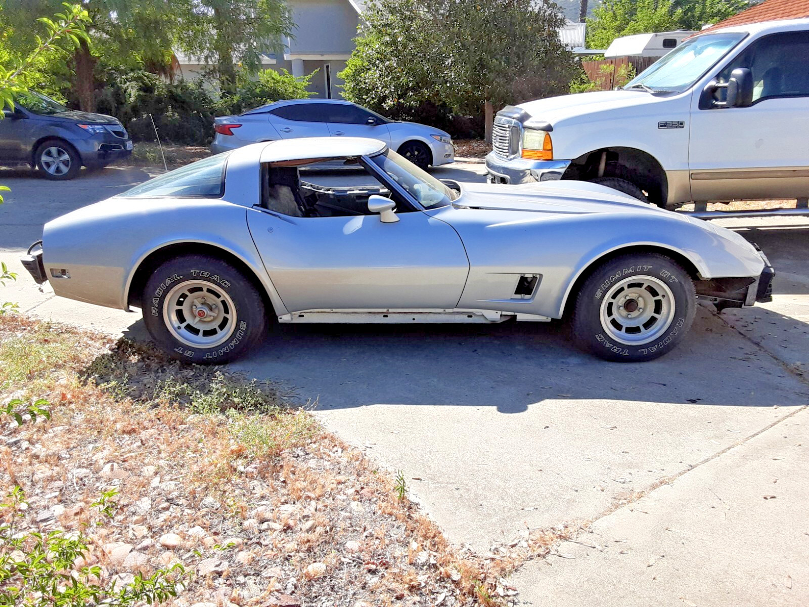 Chevrolet-Corvette-1980-Coupe-3