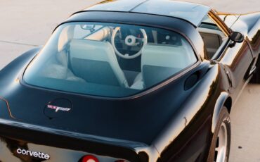 Chevrolet-Corvette-1980-black-1
