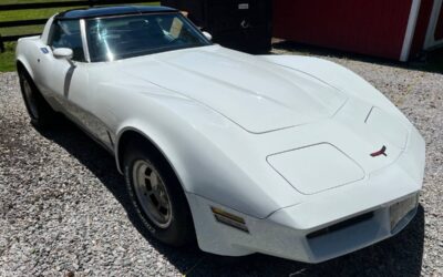 Chevrolet Corvette  1981 white