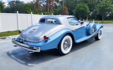 Chevrolet-Corvette-1982-7
