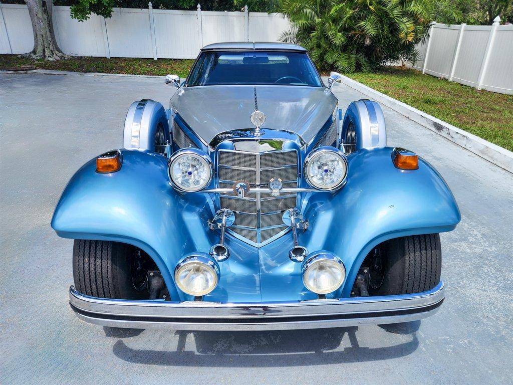 Chevrolet-Corvette-1982-9