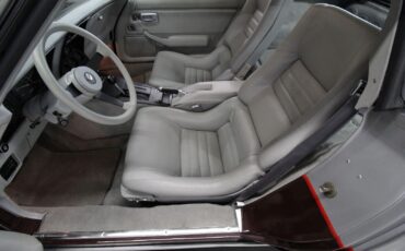 Chevrolet-Corvette-1982-Beautiful-Color-Combo-20