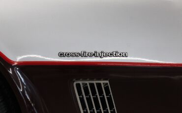 Chevrolet-Corvette-1982-Beautiful-Color-Combo-31