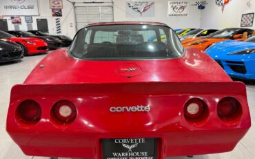 Chevrolet-Corvette-1982-Coupe-7