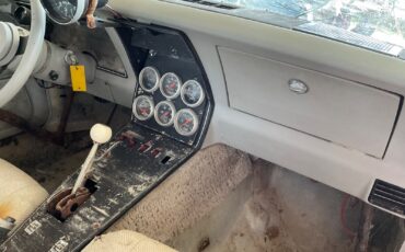 Chevrolet-Corvette-1982-Coupe-7