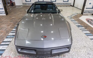 Chevrolet-Corvette-1984-12
