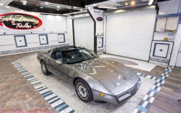 Chevrolet-Corvette-1984-15