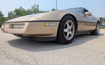 Chevrolet-Corvette-1984-Coupe-17