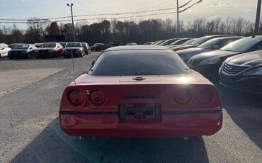 Chevrolet-Corvette-1984-red-4